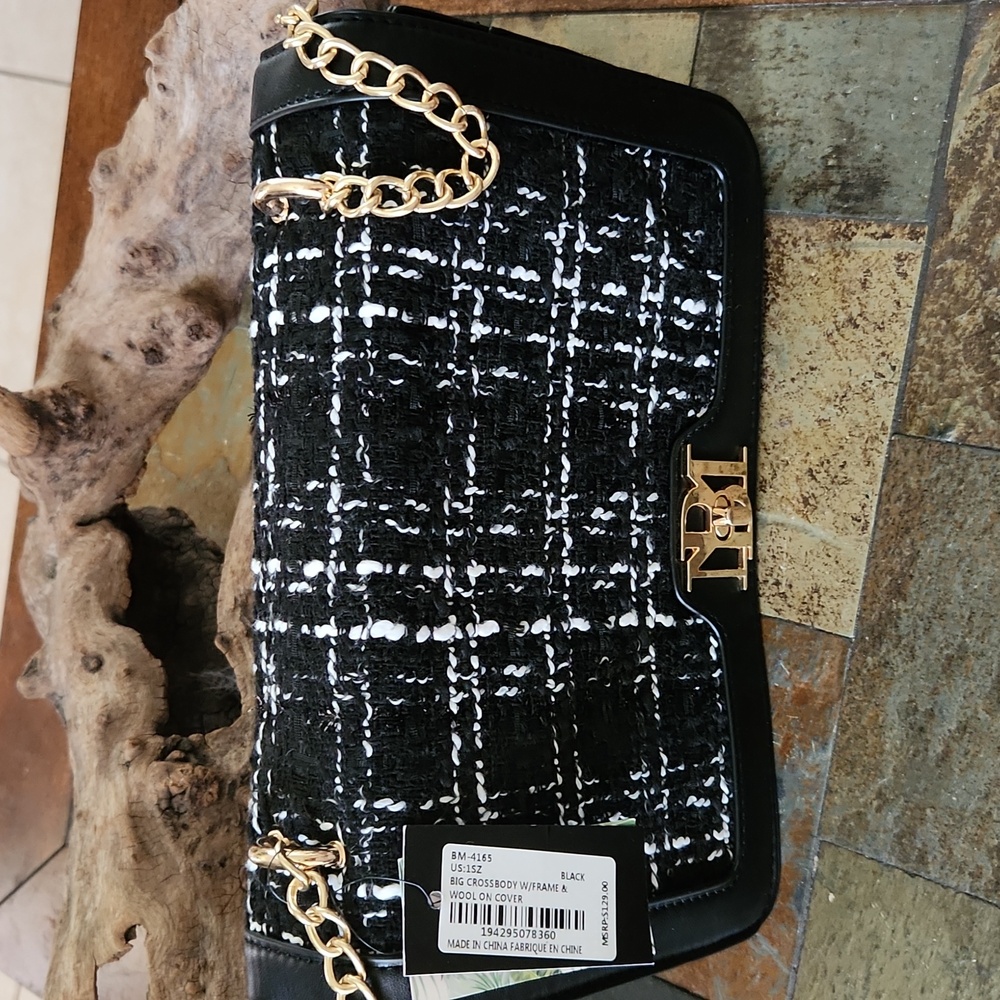 NWT BADGLEY MISCHKA YARD LARGE CROSSBODY